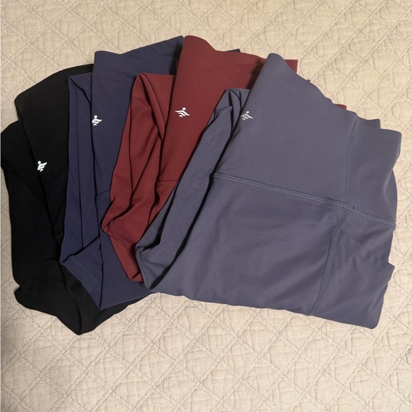 Halara So-Cinched tummy control full length legging. No front seam. Large - Picture 2 of 6